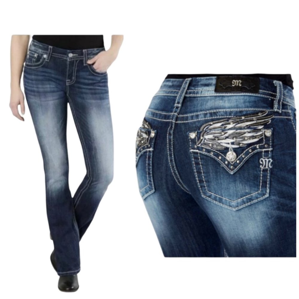 MISS ME Mid-Rise Easy Boot Jeans     Size 34